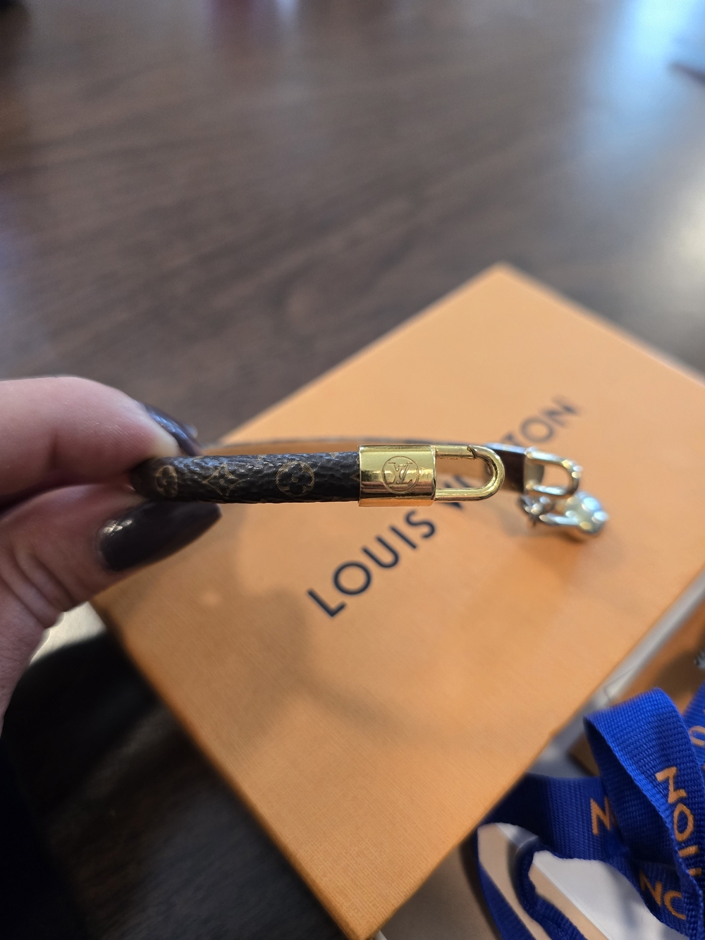 Louis Vuitton Brown Monogram Leather Bracelet with Charm - Picture 8 of 9